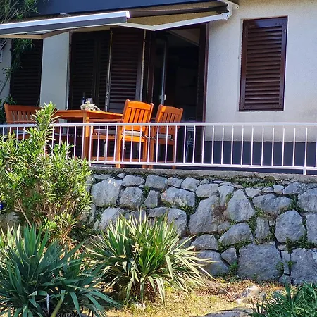 E&g Apartman *